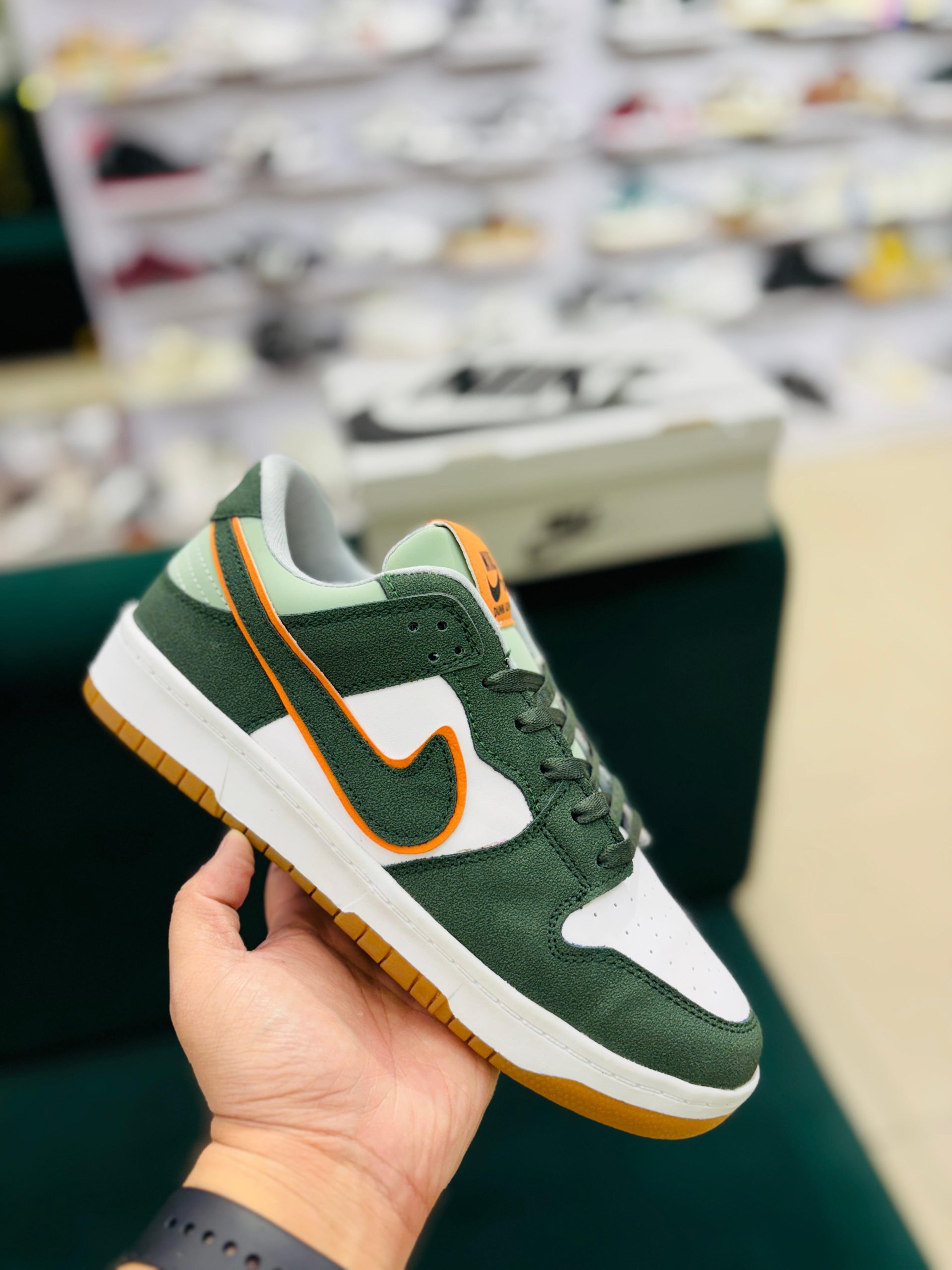 WhatsApp Image 2025-05-24 at 4.10.03 PM (1) DUNK OLIVE