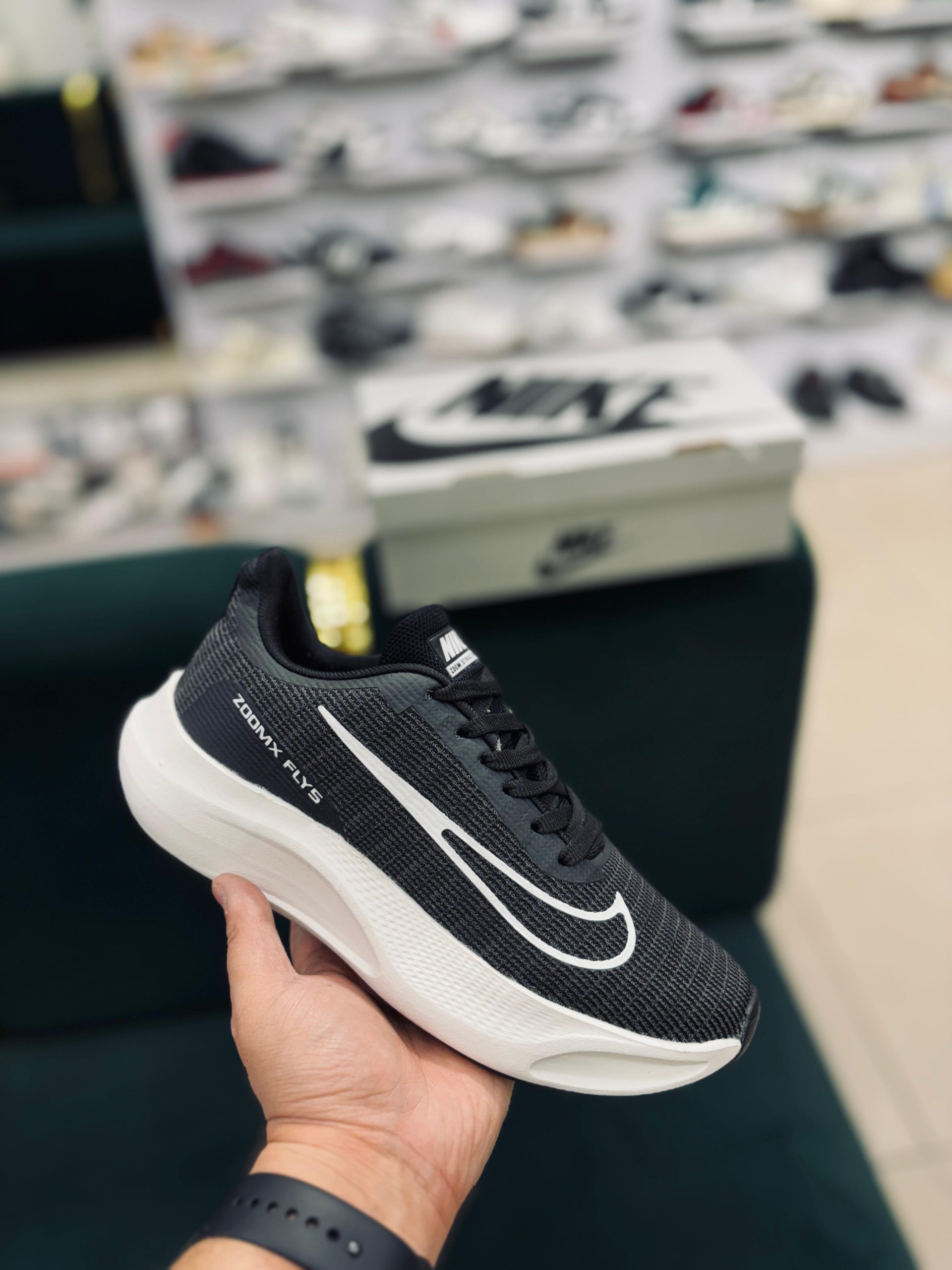 WhatsApp Image 2025-05-25 at 2.33.40 PM ZOOM FLY 5 BLACK