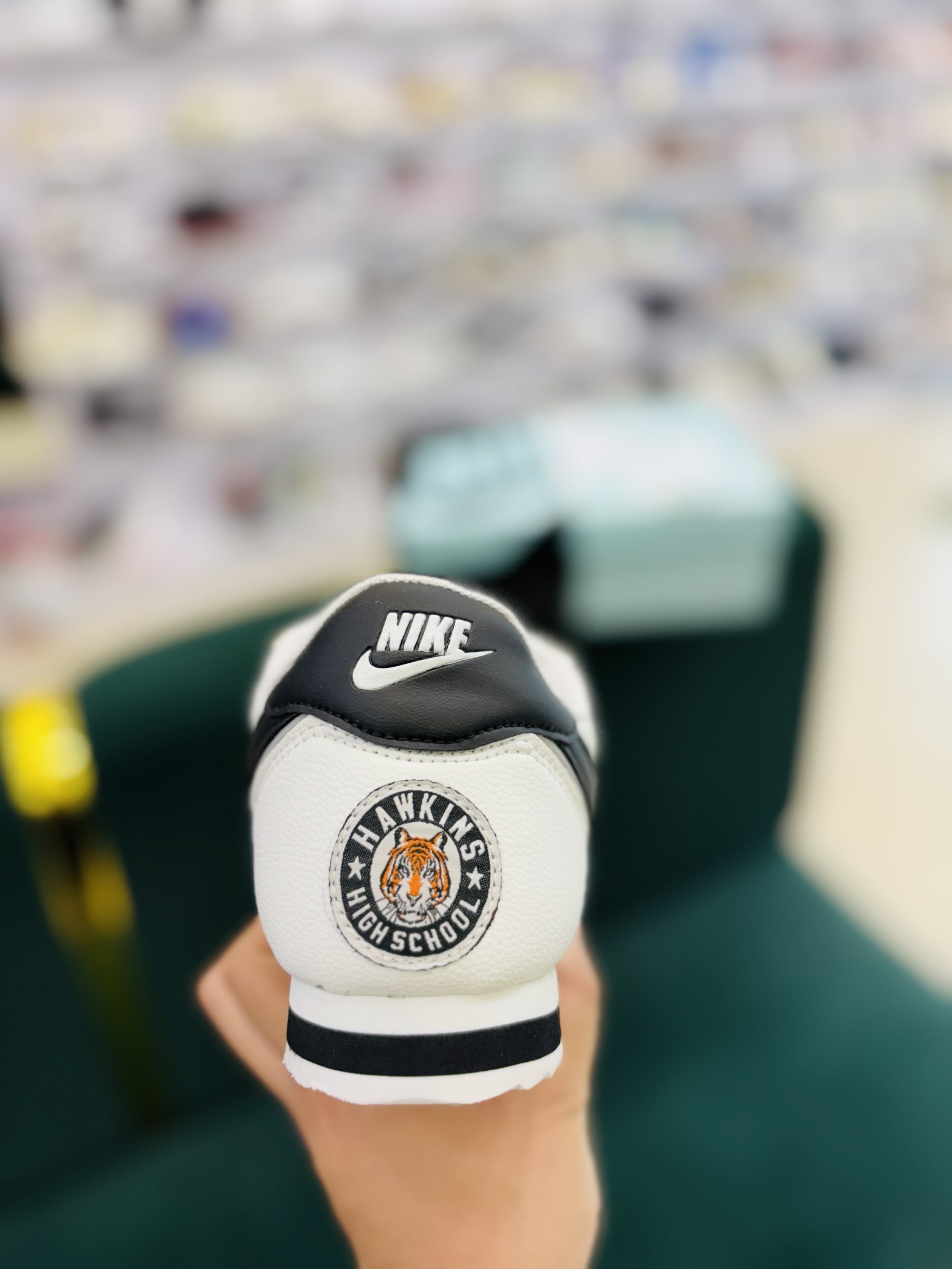 img_6047 CORTEZ WHITE BLACK